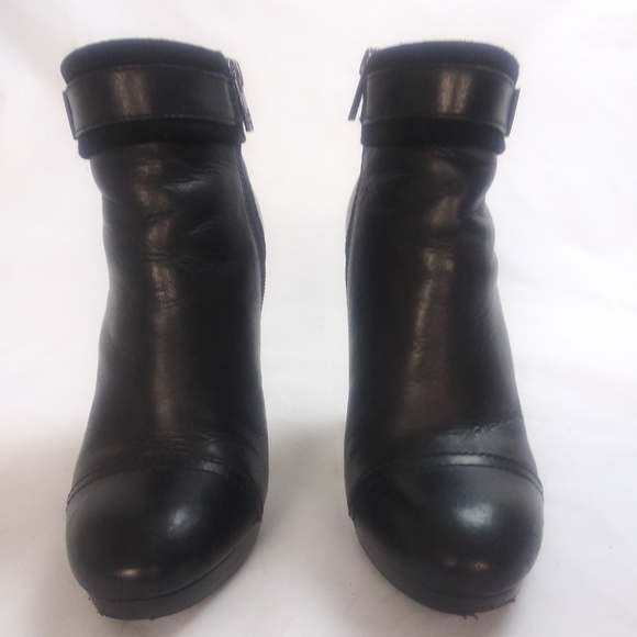 TORY BURCH BLACK LEATHER SUEDE ANKLE BOOTIES VGUC - Picture 3 of 8